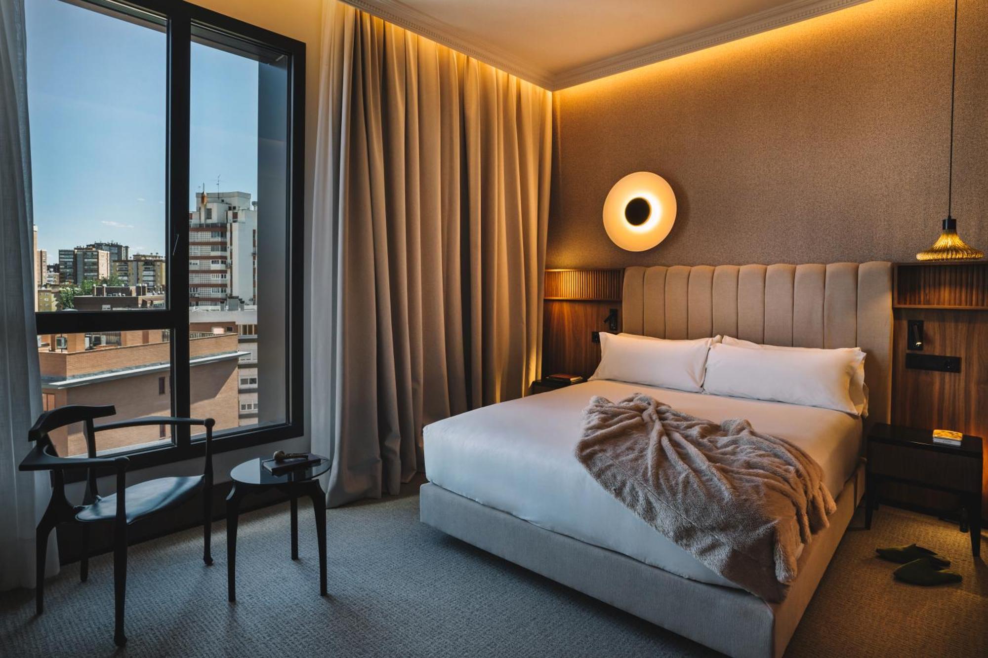 Hotel Pinar Plaza Мадрид Экстерьер фото